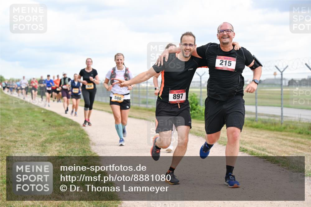 14.09.2025 - Airport Race Dr. Thomas Lammeyer http://msf.ph/oto/8881080 14.09.2025 12:32:12 Laufen 580, 897, 215 meine-sportfotos.de