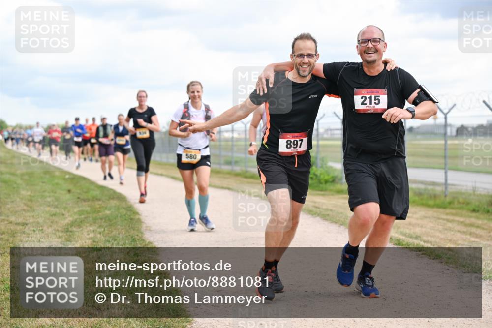 14.09.2025 - Airport Race Dr. Thomas Lammeyer http://msf.ph/oto/8881081 14.09.2025 12:32:12 Laufen 580, 897, 215 meine-sportfotos.de