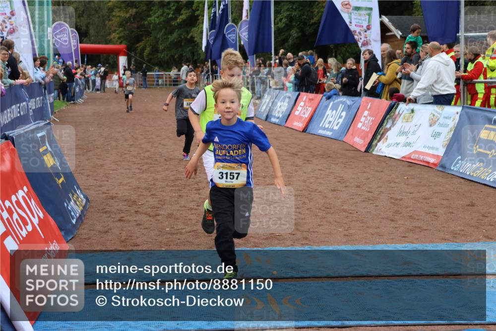 14.09.2025 - Airport Race Strokosch-Dieckow http://msf.ph/oto/8881150 14.09.2025 10:11:31 Ziel 3266, 3284, 3399, 3520 meine-sportfotos.de