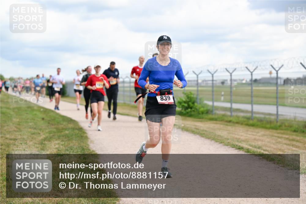 14.09.2025 - Airport Race Dr. Thomas Lammeyer http://msf.ph/oto/8881157 14.09.2025 12:32:21 Laufen 1214, 839 meine-sportfotos.de