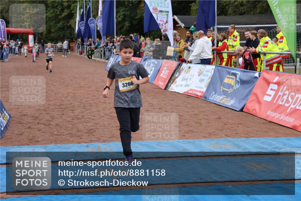 14.09.2025 - Airport Race Strokosch-Dieckow http://msf.ph/oto/8881158 14.09.2025 10:11:33 Ziel 3117, 3266, 3284, 3399, 3520 meine-sportfotos.de