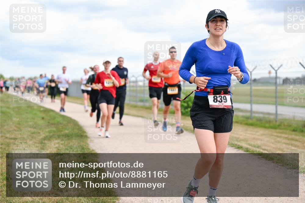 14.09.2025 - Airport Race Dr. Thomas Lammeyer http://msf.ph/oto/8881165 14.09.2025 12:32:22 Laufen 1214, 839 meine-sportfotos.de