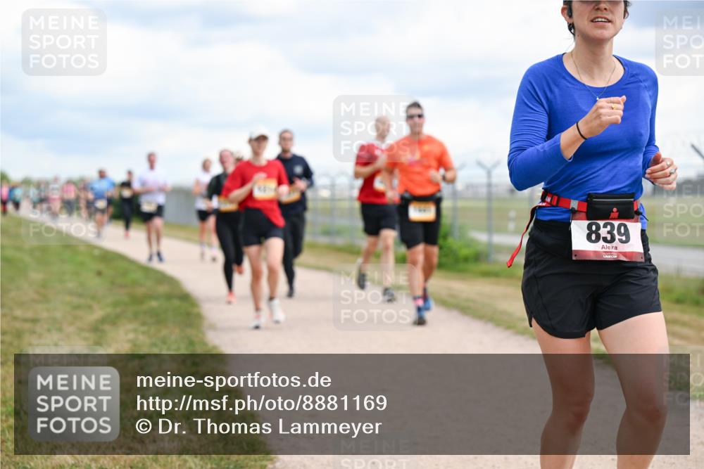 14.09.2025 - Airport Race Dr. Thomas Lammeyer http://msf.ph/oto/8881169 14.09.2025 12:32:22 Laufen 839 meine-sportfotos.de