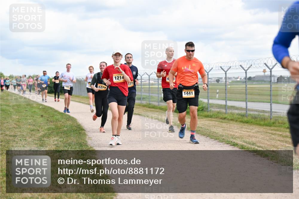 14.09.2025 - Airport Race Dr. Thomas Lammeyer http://msf.ph/oto/8881172 14.09.2025 12:32:23 Laufen 1688, 1273, 1214, 577, 1441 meine-sportfotos.de