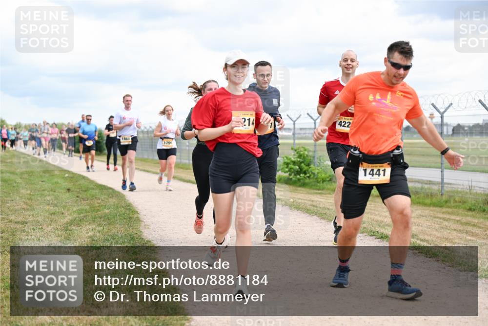 14.09.2025 - Airport Race Dr. Thomas Lammeyer http://msf.ph/oto/8881184 14.09.2025 12:32:24 Laufen 1688, 1796, 214, 422, 1441 meine-sportfotos.de