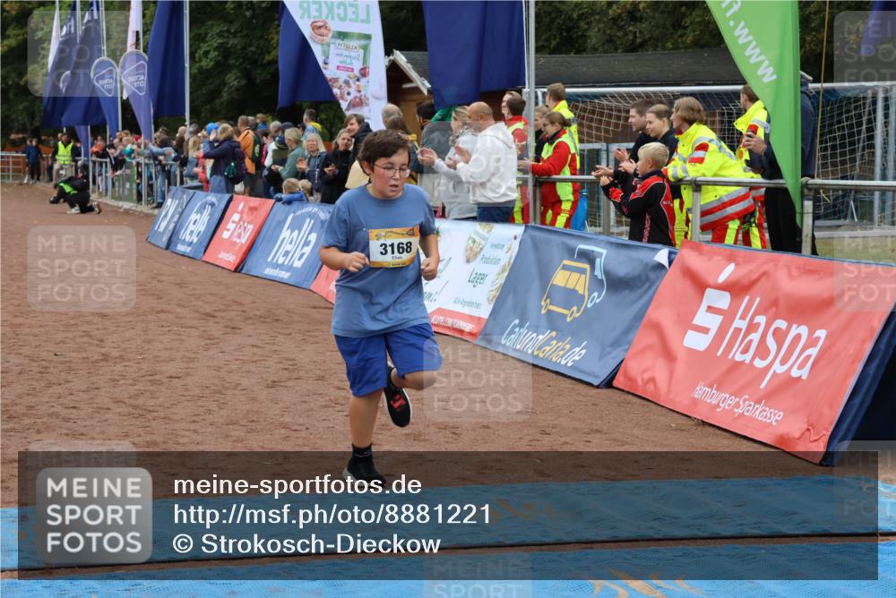 14.09.2025 - Airport Race Strokosch-Dieckow http://msf.ph/oto/8881221 14.09.2025 10:11:59 Ziel 3168 meine-sportfotos.de