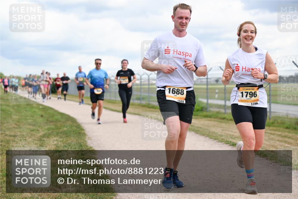 14.09.2025 - Airport Race Dr. Thomas Lammeyer http://msf.ph/oto/8881223 14.09.2025 12:32:29 Laufen 5, 1688, 1688, 1796, 1796 meine-sportfotos.de