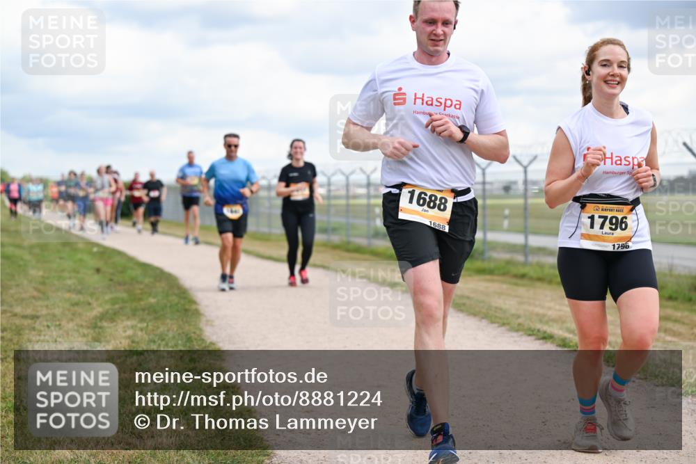 14.09.2025 - Airport Race Dr. Thomas Lammeyer http://msf.ph/oto/8881224 14.09.2025 12:32:29 Laufen 1688, 1688, 1796, 1796 meine-sportfotos.de