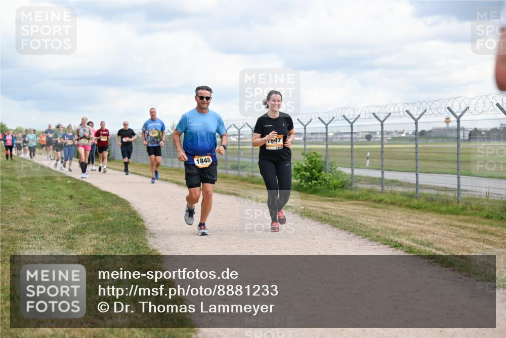 14.09.2025 - Airport Race Dr. Thomas Lammeyer http://msf.ph/oto/8881233 14.09.2025 12:32:31 Laufen 1653, 1848, 847, 1847 meine-sportfotos.de