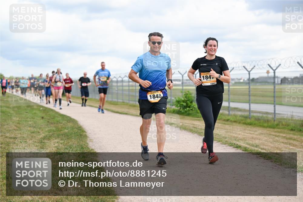 14.09.2025 - Airport Race Dr. Thomas Lammeyer http://msf.ph/oto/8881245 14.09.2025 12:32:32 Laufen 1848, 184, 1847 meine-sportfotos.de