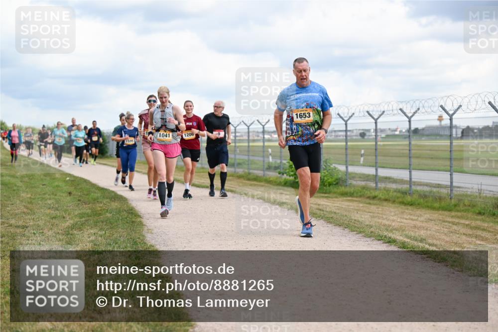 14.09.2025 - Airport Race Dr. Thomas Lammeyer http://msf.ph/oto/8881265 14.09.2025 12:32:36 Laufen 1595, 2025, 1653, 1041, 1206 meine-sportfotos.de