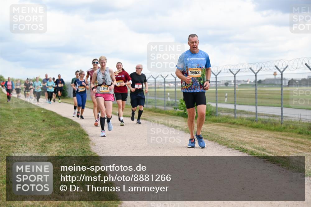 14.09.2025 - Airport Race Dr. Thomas Lammeyer http://msf.ph/oto/8881266 14.09.2025 12:32:37 Laufen 1041, 3025, 1653 meine-sportfotos.de