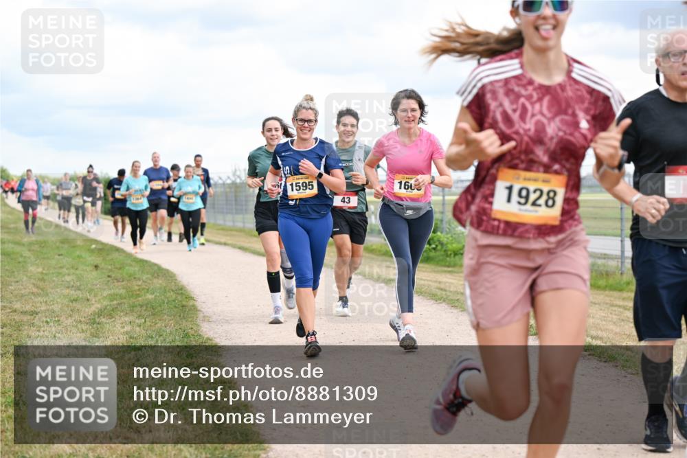 14.09.2025 - Airport Race Dr. Thomas Lammeyer http://msf.ph/oto/8881309 14.09.2025 12:32:41 Laufen 1595, 43, 160, 1928 meine-sportfotos.de