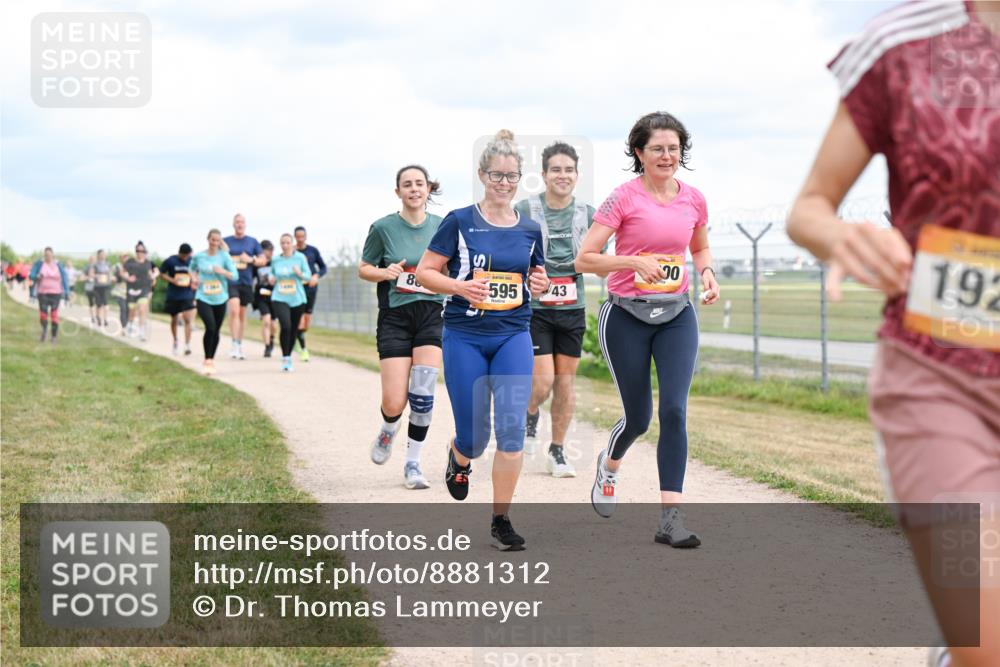 14.09.2025 - Airport Race Dr. Thomas Lammeyer http://msf.ph/oto/8881312 14.09.2025 12:32:42 Laufen 8, 595, 43, 30, 192 meine-sportfotos.de