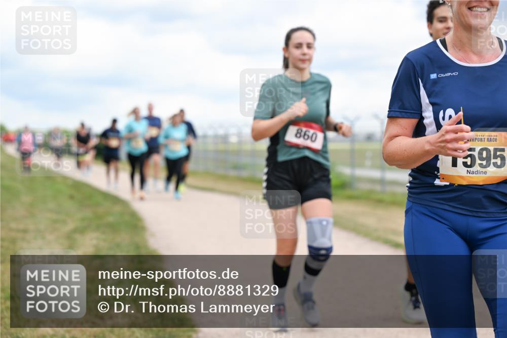 14.09.2025 - Airport Race Dr. Thomas Lammeyer http://msf.ph/oto/8881329 14.09.2025 12:32:44 Laufen 860, 595 meine-sportfotos.de