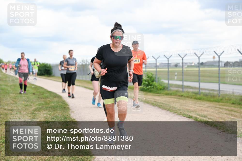 14.09.2025 - Airport Race Dr. Thomas Lammeyer http://msf.ph/oto/8881380 14.09.2025 12:32:52 Laufen 1219 meine-sportfotos.de
