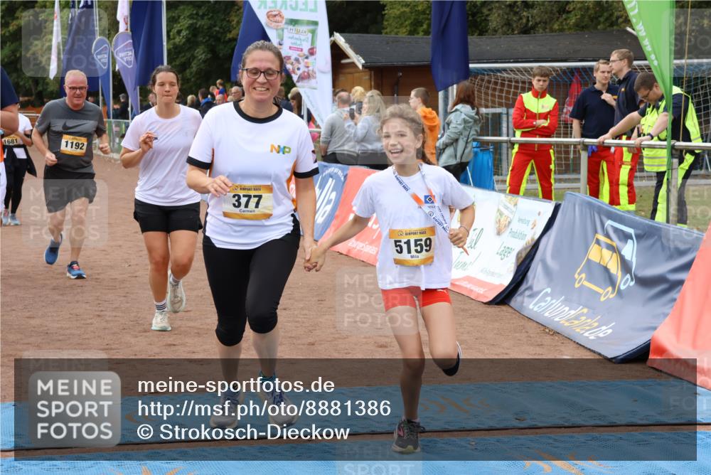 14.09.2025 - Airport Race Strokosch-Dieckow http://msf.ph/oto/8881386 14.09.2025 12:42:05 Ziel 377, 999, 1192, 1494, 1558, 1681, 1752, 1998 meine-sportfotos.de