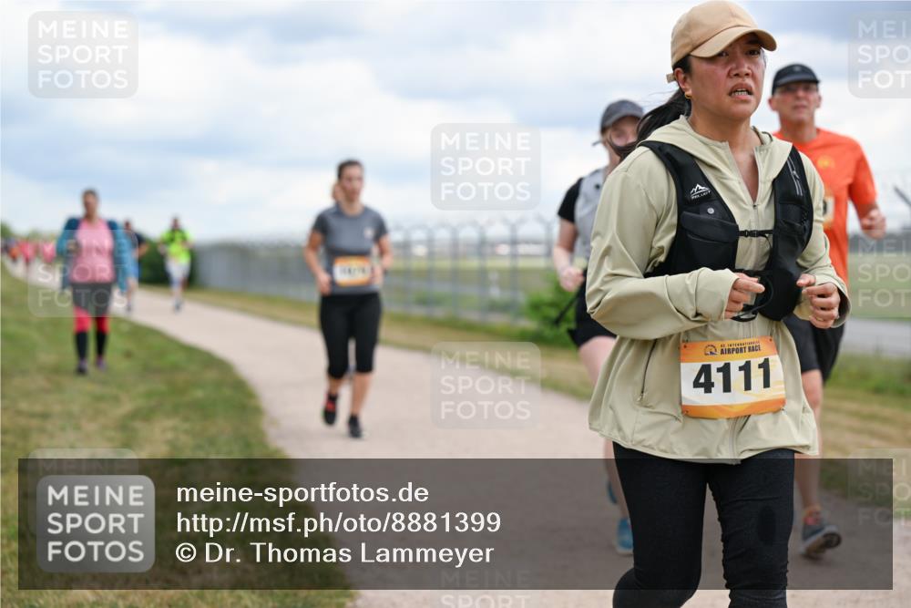 14.09.2025 - Airport Race Dr. Thomas Lammeyer http://msf.ph/oto/8881399 14.09.2025 12:32:55 Laufen 42, 4111 meine-sportfotos.de