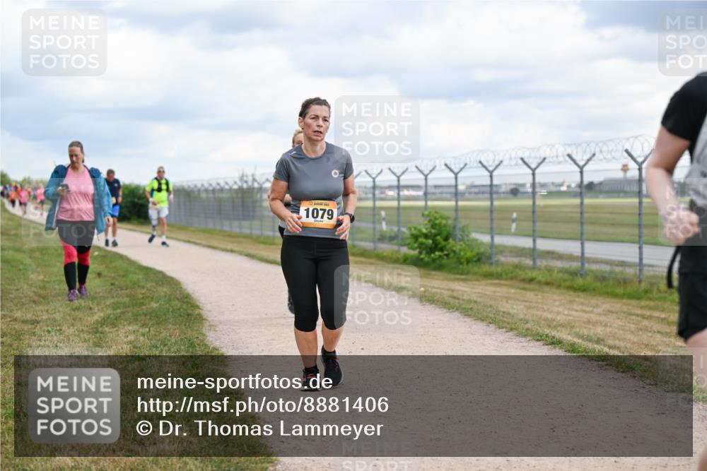 14.09.2025 - Airport Race Dr. Thomas Lammeyer http://msf.ph/oto/8881406 14.09.2025 12:32:56 Laufen 1079 meine-sportfotos.de
