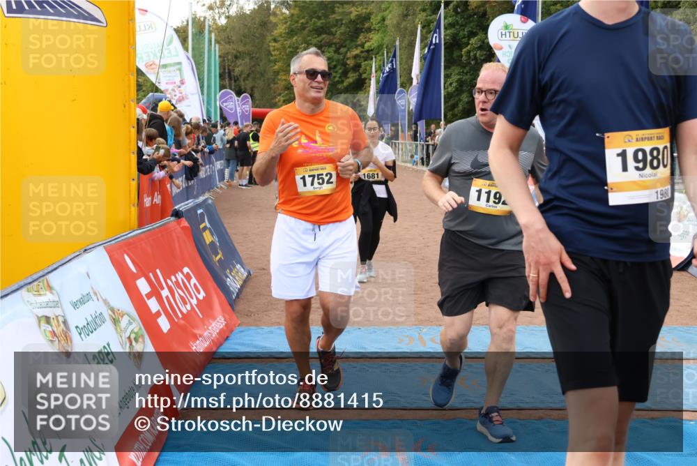 14.09.2025 - Airport Race Strokosch-Dieckow http://msf.ph/oto/8881415 14.09.2025 12:42:08 Ziel 377, 598, 958, 999, 1192, 1681, 1752, 1998, 4015 meine-sportfotos.de