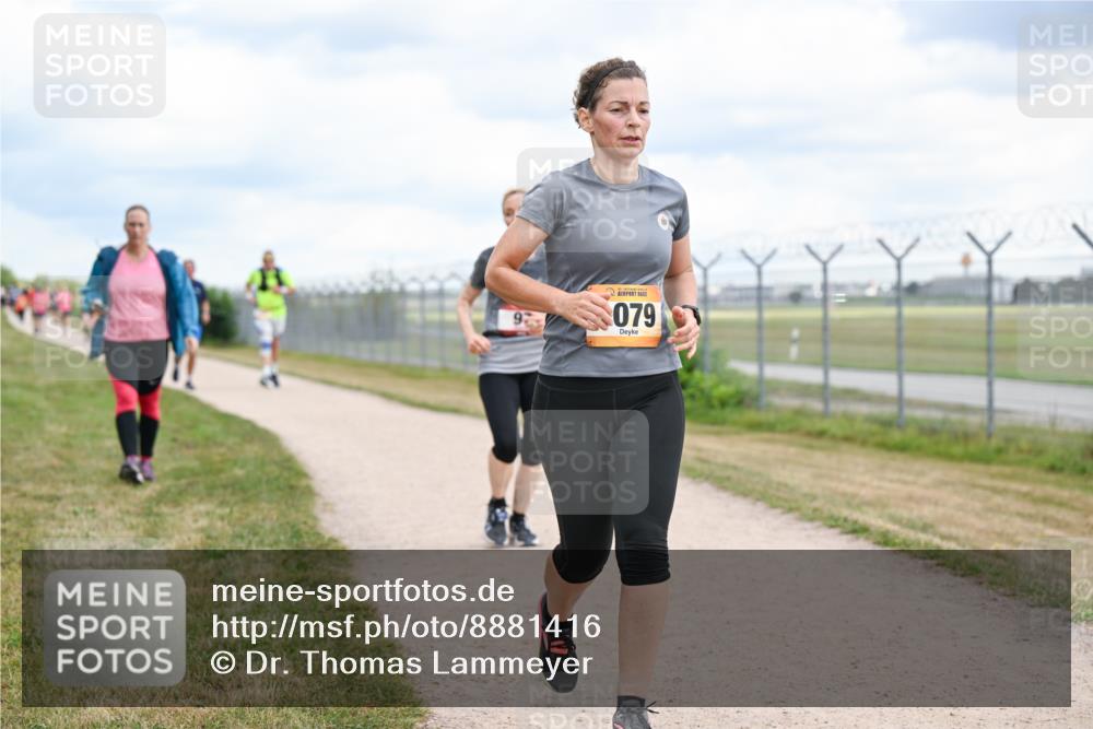 14.09.2025 - Airport Race Dr. Thomas Lammeyer http://msf.ph/oto/8881416 14.09.2025 12:32:57 Laufen 079 meine-sportfotos.de