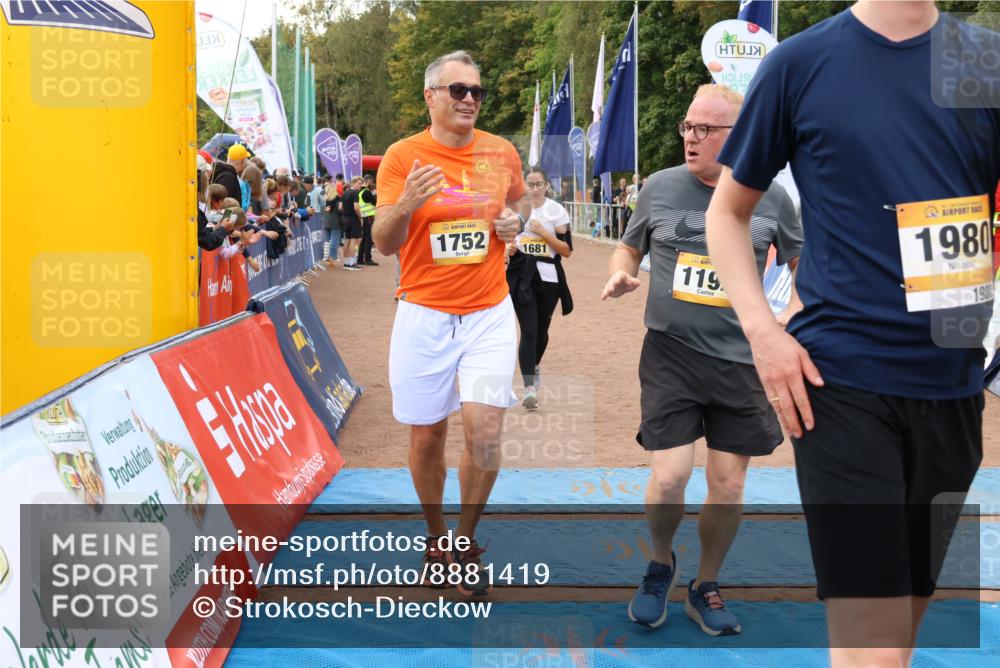 14.09.2025 - Airport Race Strokosch-Dieckow http://msf.ph/oto/8881419 14.09.2025 12:42:08 Ziel 377, 598, 958, 999, 1192, 1681, 1752, 1998, 4015 meine-sportfotos.de