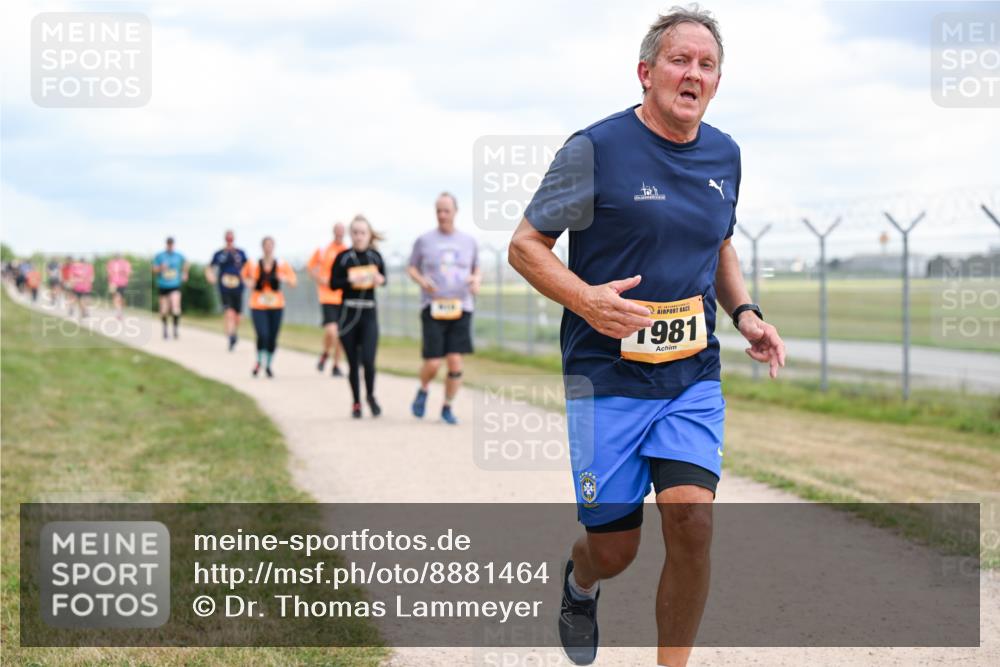 14.09.2025 - Airport Race Dr. Thomas Lammeyer http://msf.ph/oto/8881464 14.09.2025 12:33:07 Laufen 1981 meine-sportfotos.de