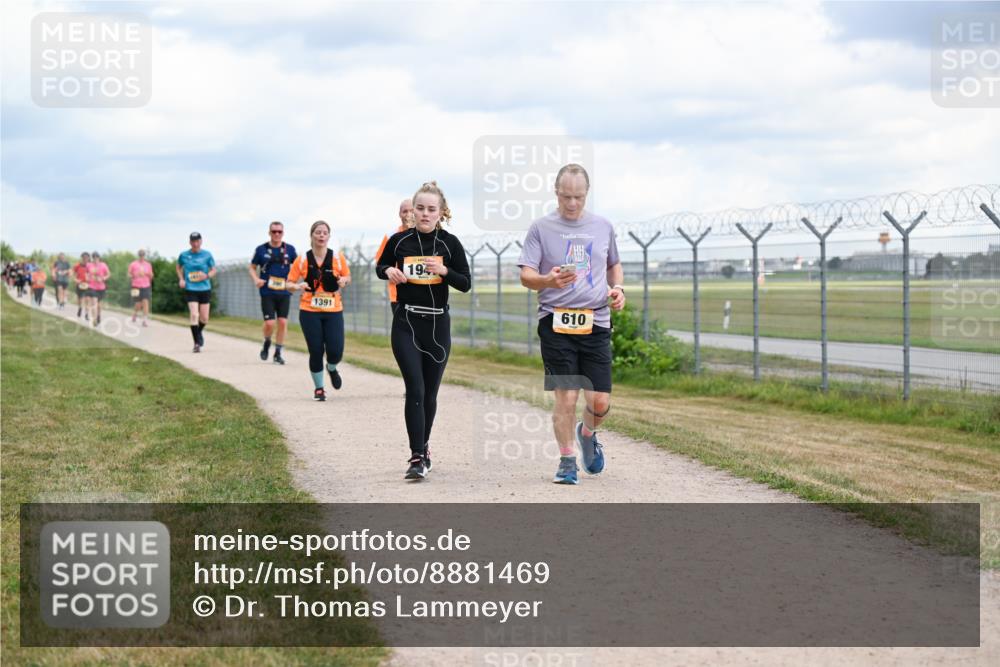 14.09.2025 - Airport Race Dr. Thomas Lammeyer http://msf.ph/oto/8881469 14.09.2025 12:33:08 Laufen 1391, 194, 610 meine-sportfotos.de
