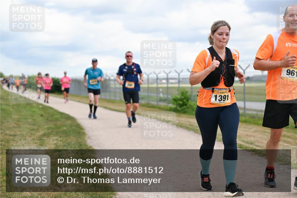 14.09.2025 - Airport Race Dr. Thomas Lammeyer http://msf.ph/oto/8881512 14.09.2025 12:33:13 Laufen 1391, 961 meine-sportfotos.de