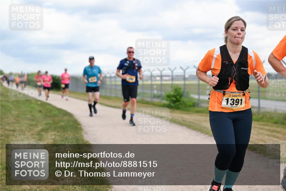 14.09.2025 - Airport Race Dr. Thomas Lammeyer http://msf.ph/oto/8881515 14.09.2025 12:33:13 Laufen 1391 meine-sportfotos.de