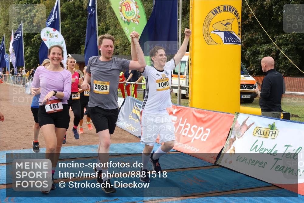 14.09.2025 - Airport Race Strokosch-Dieckow http://msf.ph/oto/8881518 14.09.2025 12:42:26 Ziel 143, 155, 181, 591, 618, 962, 1007, 1040, 1579, 1705, 2033, 2039, 4227 meine-sportfotos.de