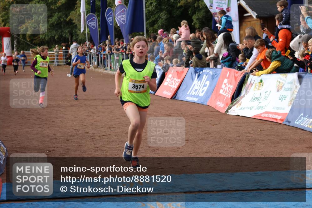 14.09.2025 - Airport Race Strokosch-Dieckow http://msf.ph/oto/8881520 14.09.2025 10:27:52 Ziel 3217, 3570, 3574 meine-sportfotos.de