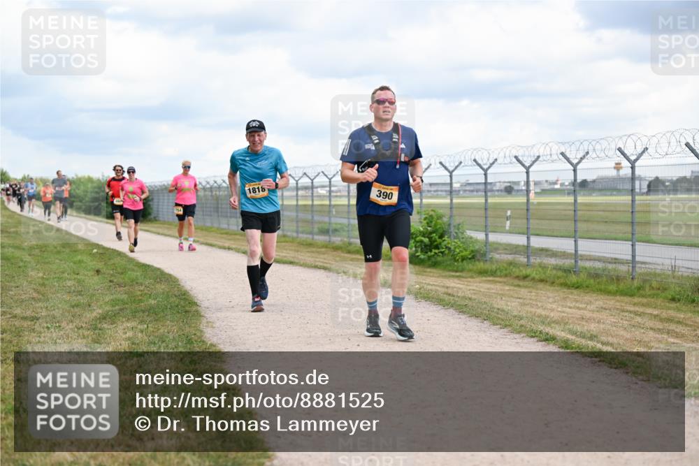 14.09.2025 - Airport Race Dr. Thomas Lammeyer http://msf.ph/oto/8881525 14.09.2025 12:33:14 Laufen 1818, 390 meine-sportfotos.de