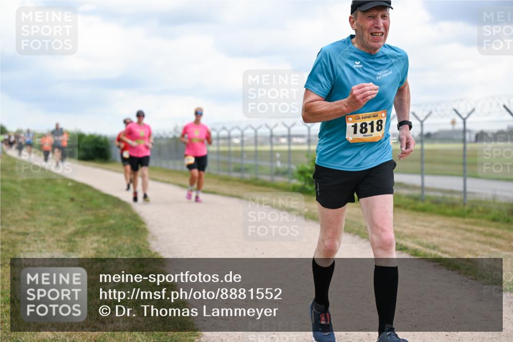 14.09.2025 - Airport Race Dr. Thomas Lammeyer http://msf.ph/oto/8881552 14.09.2025 12:33:17 Laufen 1818 meine-sportfotos.de
