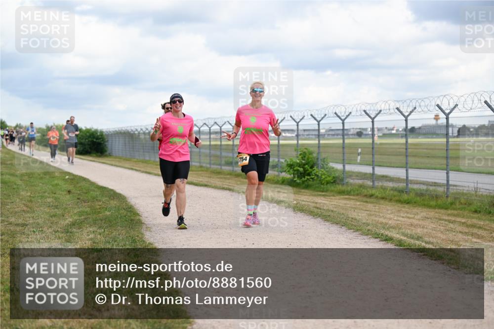 14.09.2025 - Airport Race Dr. Thomas Lammeyer http://msf.ph/oto/8881560 14.09.2025 12:33:20 Laufen 754 meine-sportfotos.de
