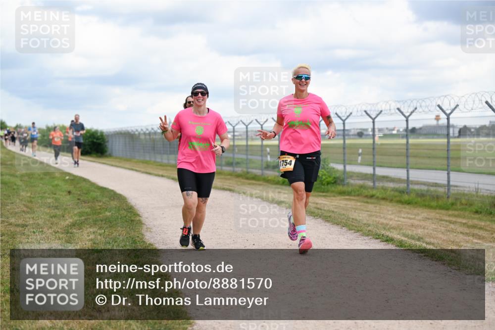 14.09.2025 - Airport Race Dr. Thomas Lammeyer http://msf.ph/oto/8881570 14.09.2025 12:33:20 Laufen 1754 meine-sportfotos.de