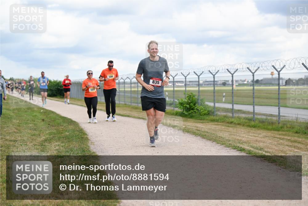 14.09.2025 - Airport Race Dr. Thomas Lammeyer http://msf.ph/oto/8881594 14.09.2025 12:33:30 Laufen 585, 586, 835 meine-sportfotos.de