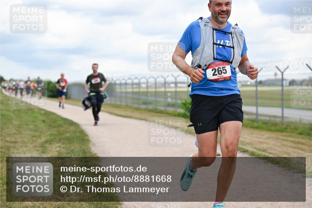 14.09.2025 - Airport Race Dr. Thomas Lammeyer http://msf.ph/oto/8881668 14.09.2025 12:33:41 Laufen 265 meine-sportfotos.de