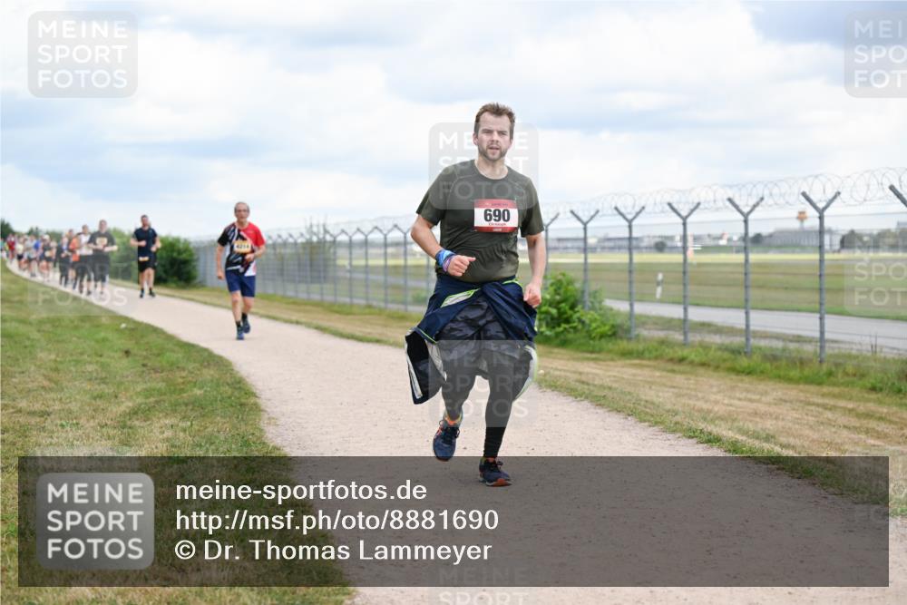 14.09.2025 - Airport Race Dr. Thomas Lammeyer http://msf.ph/oto/8881690 14.09.2025 12:33:44 Laufen 690 meine-sportfotos.de