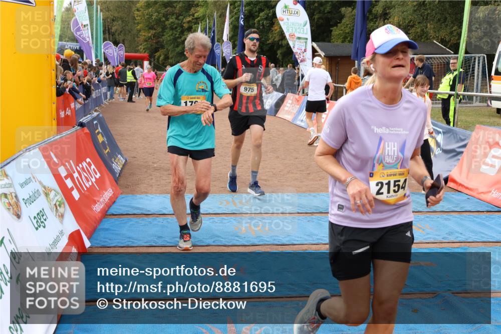 14.09.2025 - Airport Race Strokosch-Dieckow http://msf.ph/oto/8881695 14.09.2025 12:42:53 Ziel 10, 507, 975, 1606, 1701, 2154, 4186 meine-sportfotos.de