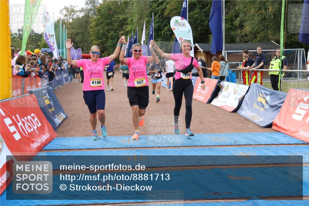 14.09.2025 - Airport Race Strokosch-Dieckow http://msf.ph/oto/8881713 14.09.2025 12:42:59 Ziel 10, 507, 1606, 2000, 4185, 4186 meine-sportfotos.de