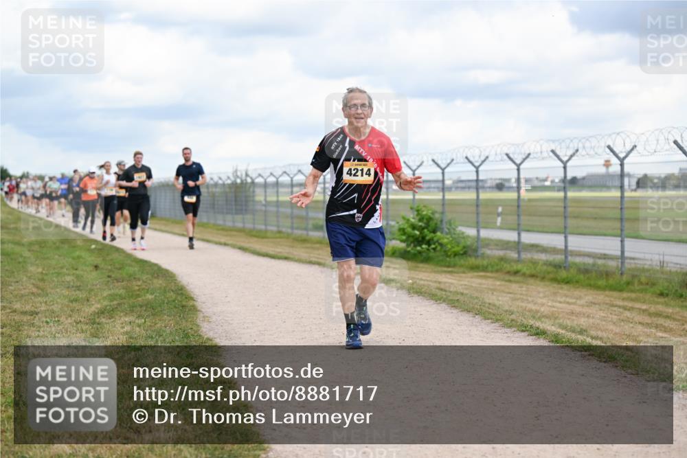 14.09.2025 - Airport Race Dr. Thomas Lammeyer http://msf.ph/oto/8881717 14.09.2025 12:33:50 Laufen 1846, 18 meine-sportfotos.de