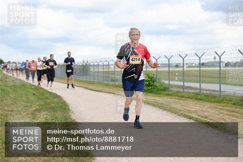 14.09.2025 - Airport Race Dr. Thomas Lammeyer http://msf.ph/oto/8881718 14.09.2025 12:33:50 Laufen 1846, 4214 meine-sportfotos.de