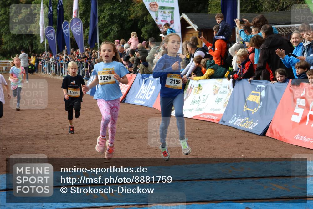 14.09.2025 - Airport Race Strokosch-Dieckow http://msf.ph/oto/8881759 14.09.2025 10:28:04 Ziel 3133, 3136, 3159, 3160, 3226, 3384, 3386 meine-sportfotos.de