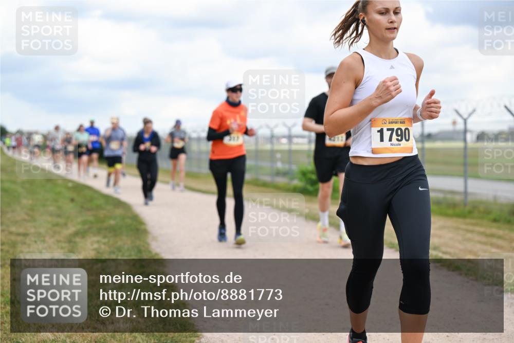 14.09.2025 - Airport Race Dr. Thomas Lammeyer http://msf.ph/oto/8881773 14.09.2025 12:33:59 Laufen 1790 meine-sportfotos.de
