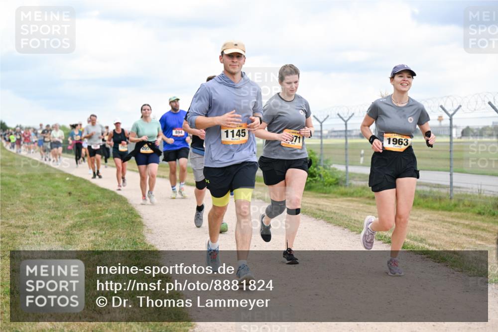 14.09.2025 - Airport Race Dr. Thomas Lammeyer http://msf.ph/oto/8881824 14.09.2025 12:34:05 Laufen 205, 894, 1145, 971, 1963 meine-sportfotos.de