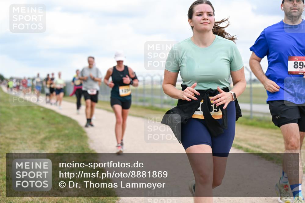 14.09.2025 - Airport Race Dr. Thomas Lammeyer http://msf.ph/oto/8881869 14.09.2025 12:34:10 Laufen 12, 894 meine-sportfotos.de