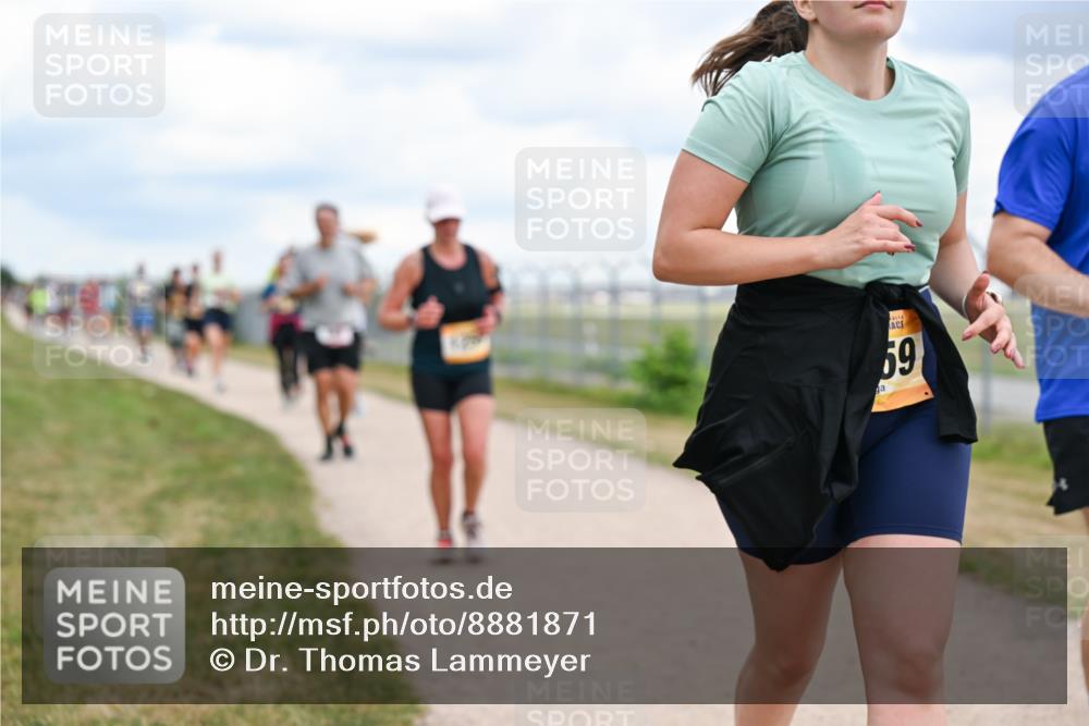 14.09.2025 - Airport Race Dr. Thomas Lammeyer http://msf.ph/oto/8881871 14.09.2025 12:34:10 Laufen 69 meine-sportfotos.de