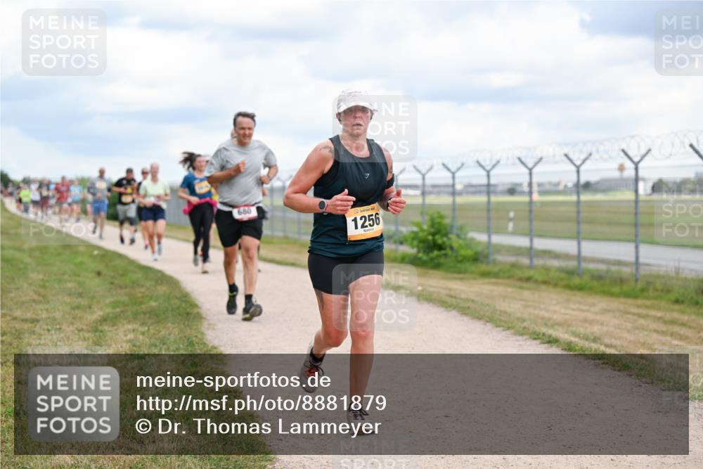 14.09.2025 - Airport Race Dr. Thomas Lammeyer http://msf.ph/oto/8881879 14.09.2025 12:34:11 Laufen 680, 1256 meine-sportfotos.de