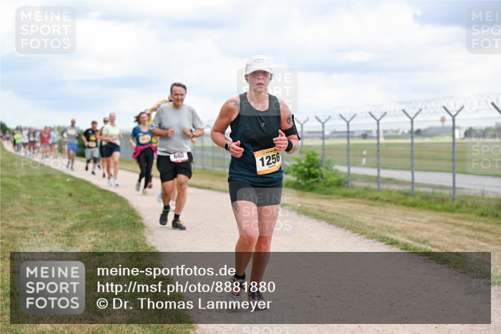 14.09.2025 - Airport Race Dr. Thomas Lammeyer http://msf.ph/oto/8881880 14.09.2025 12:34:11 Laufen 680, 1256 meine-sportfotos.de
